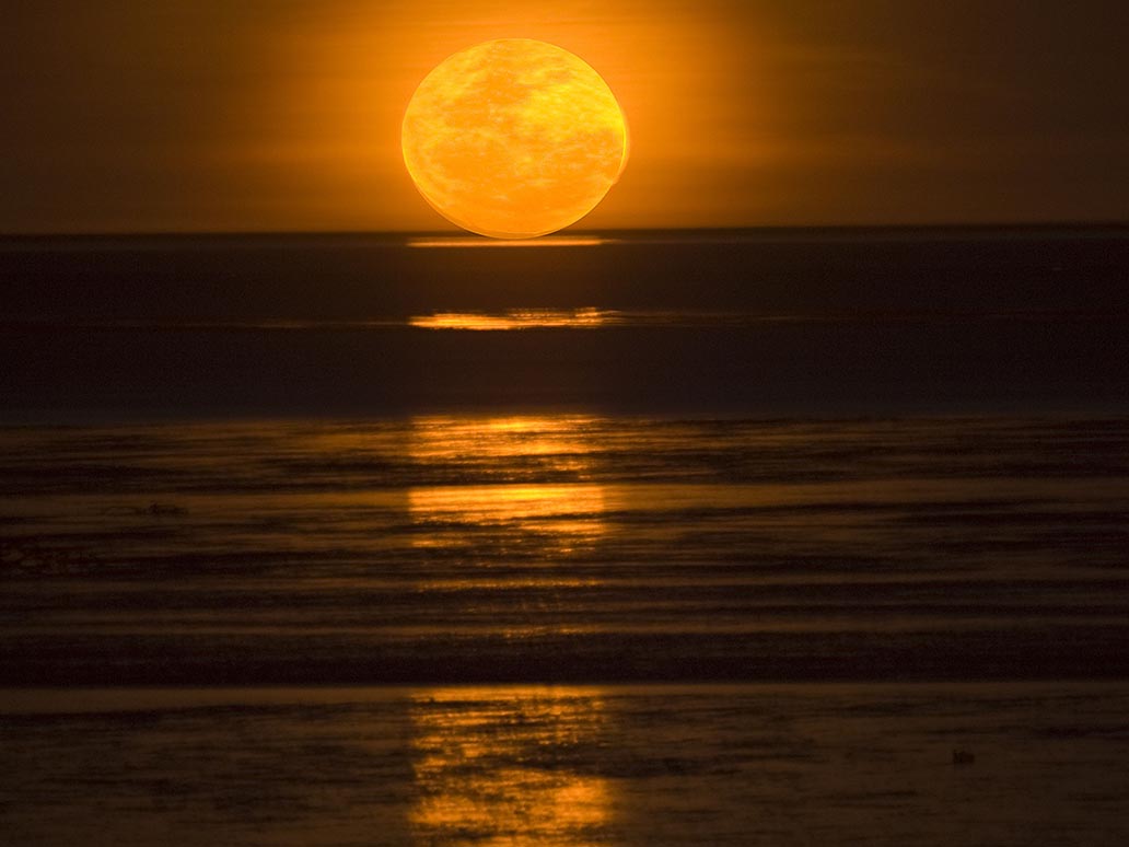 Broome Staircase to the Moon BKB Holidays