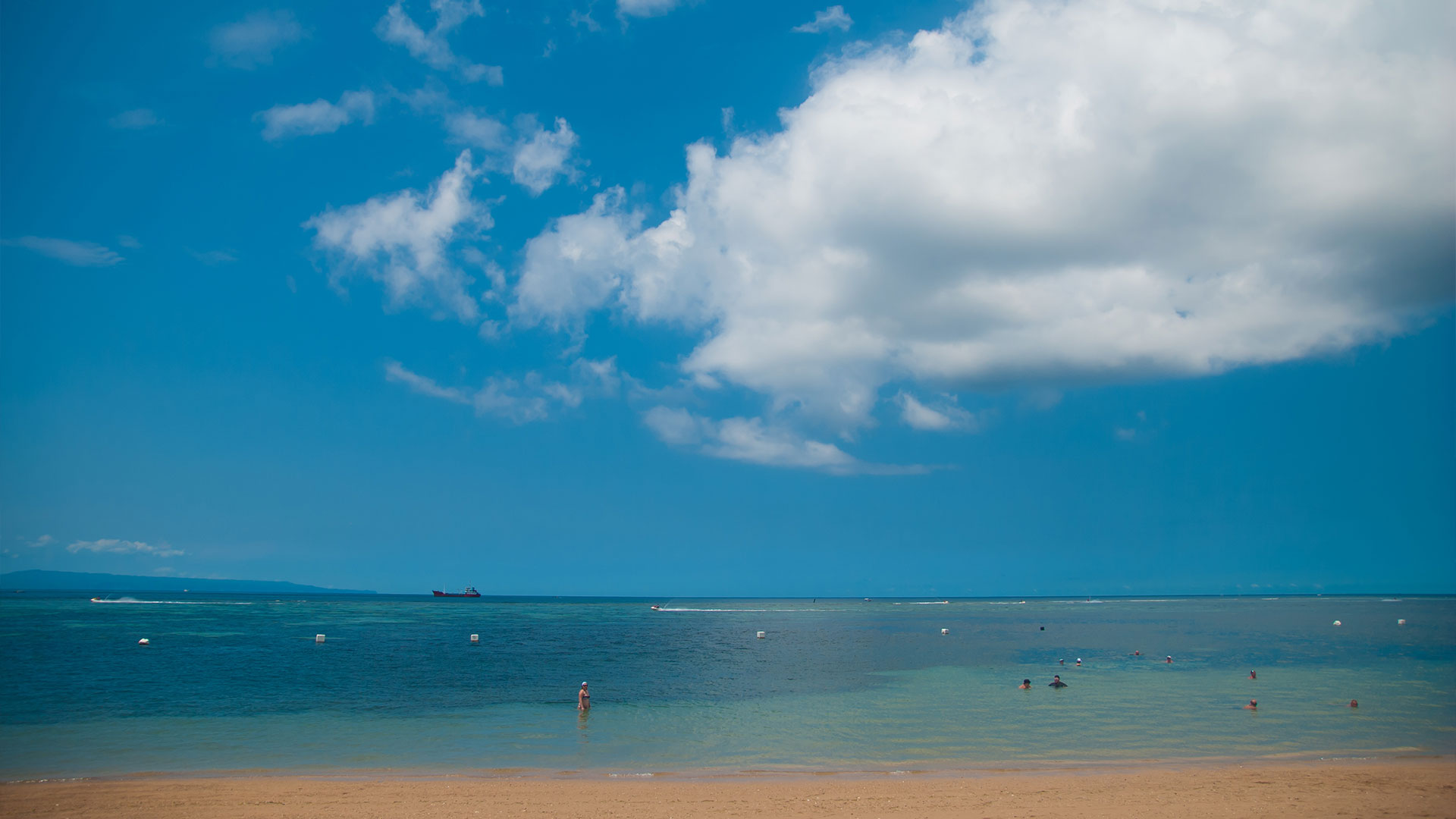 Calm waters at pristine Tanjung Benoa Beach, Bali, Indonesia